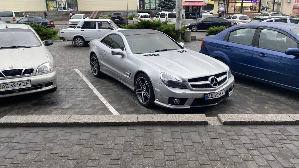 Mercedes-Benz SL-Class Sl 350 AMG 6.3 look 2