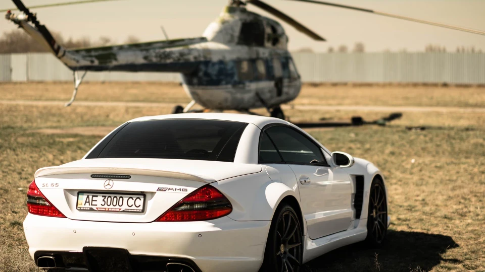 Mercedes-Benz SL-Class SL 65 AMG Black Series 2