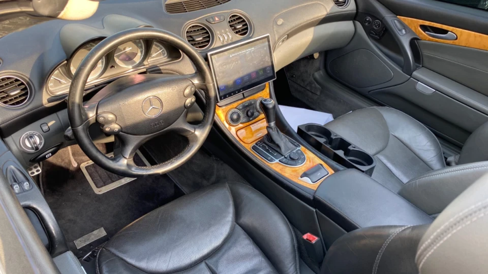 Mercedes-Benz SL-Class SL500 4