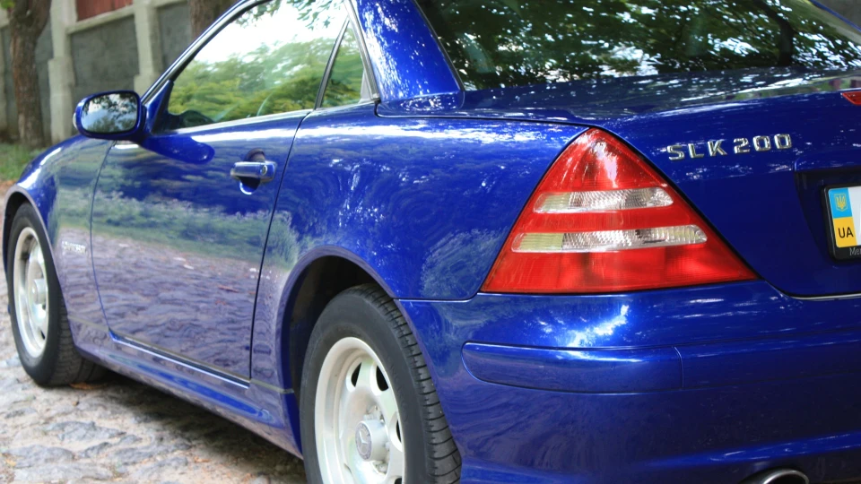 Mercedes-Benz SLK 4