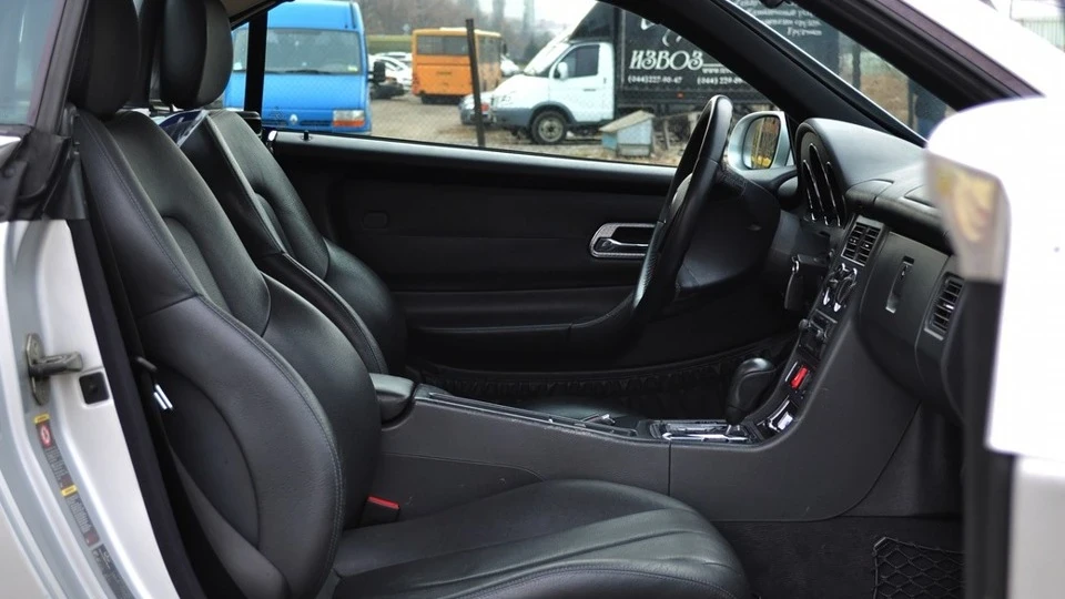 Mercedes-Benz SLK 2.0 турбо 2