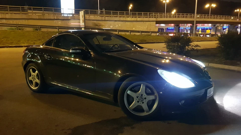 Mercedes-Benz SLK 350 roadster 2