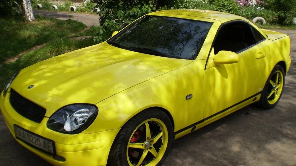 Mercedes-Benz SLK Жовтий шершень ) 2