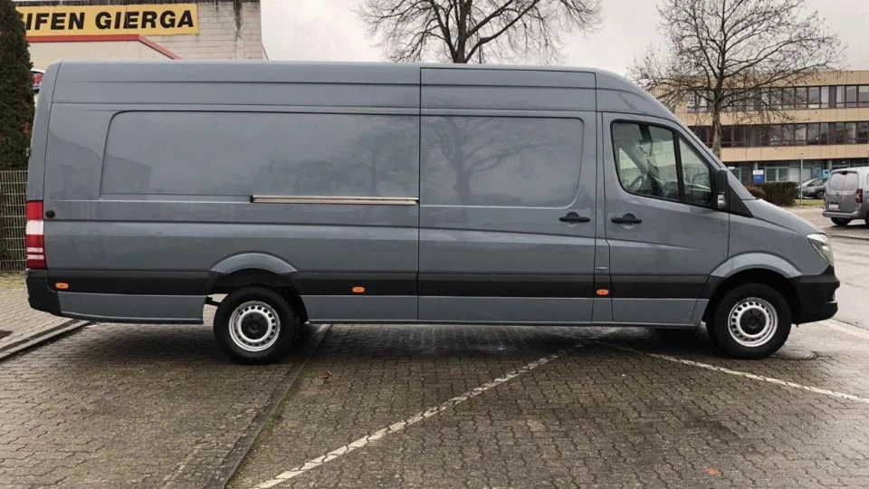 Mercedes-Benz Sprinter 3