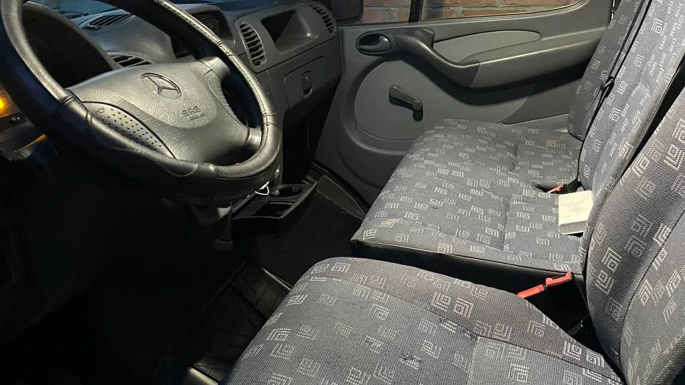 Mercedes-Benz Sprinter 3