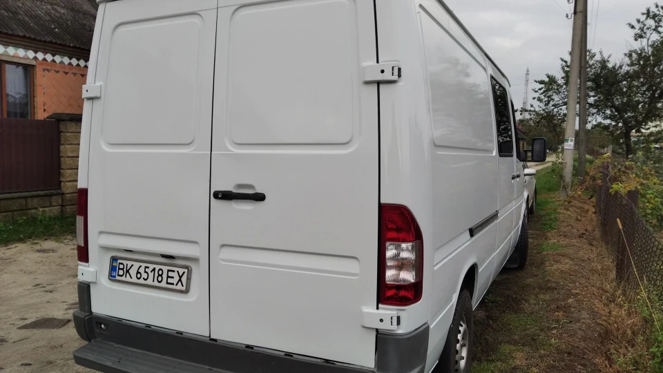Mercedes-Benz Sprinter 3