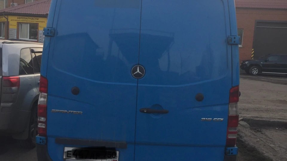 Mercedes-Benz Sprinter 2