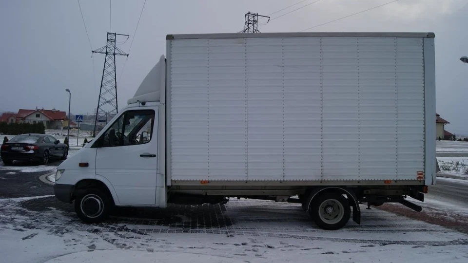 Mercedes-Benz Sprinter 2