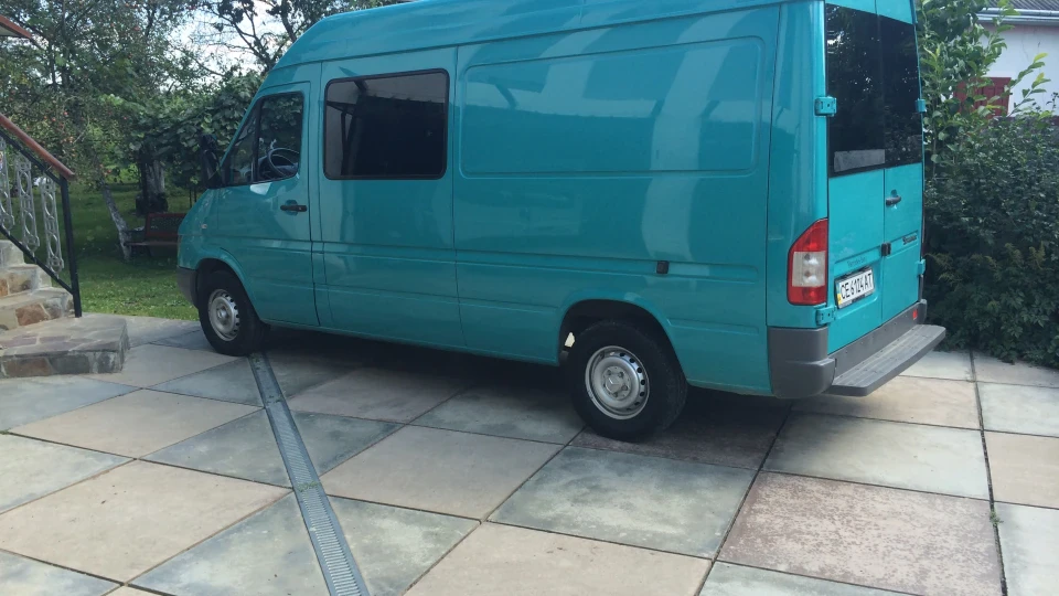 Mercedes-Benz Sprinter 2