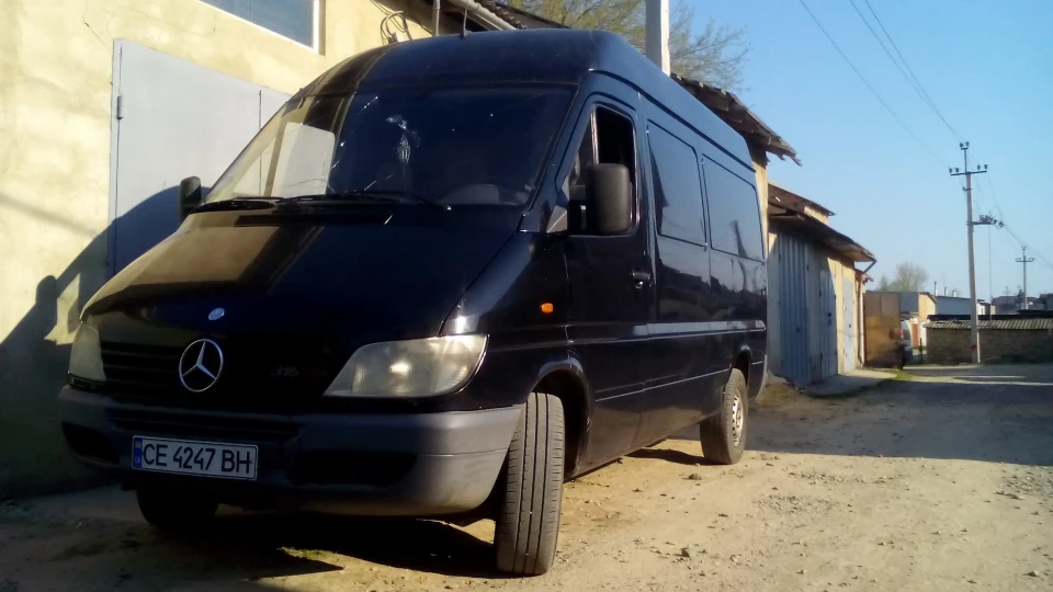 Mercedes-Benz Sprinter 2