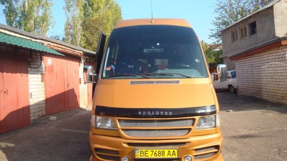 Mercedes-Benz Sprinter 2