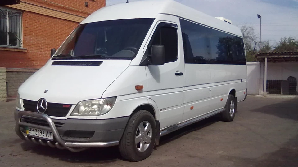 Mercedes-Benz Sprinter 2