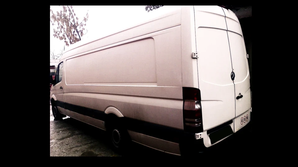 Mercedes-Benz Sprinter 4