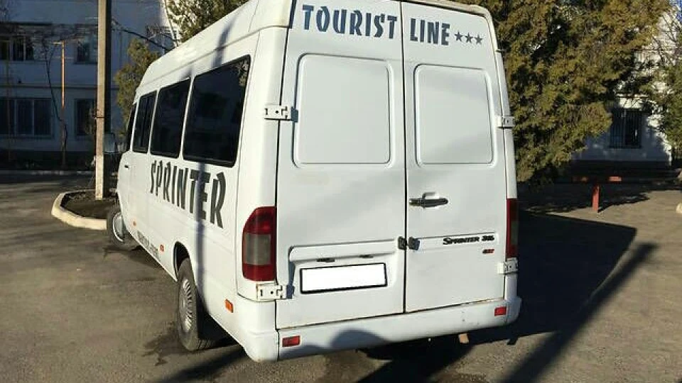 Mercedes-Benz Sprinter 2