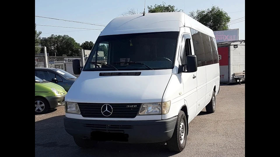 Mercedes-Benz Sprinter