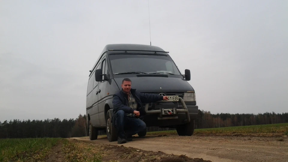 Mercedes-Benz Sprinter 2