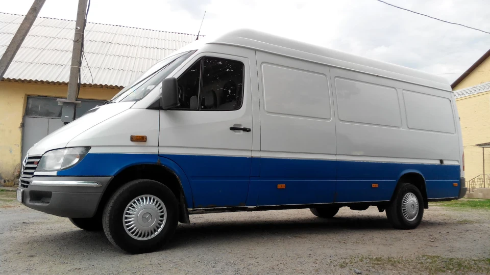Mercedes-Benz Sprinter 3