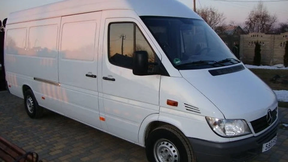 Mercedes-Benz Sprinter 2
