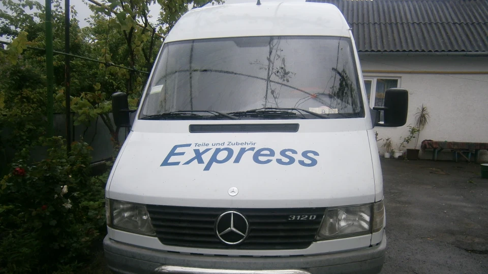Mercedes-Benz Sprinter