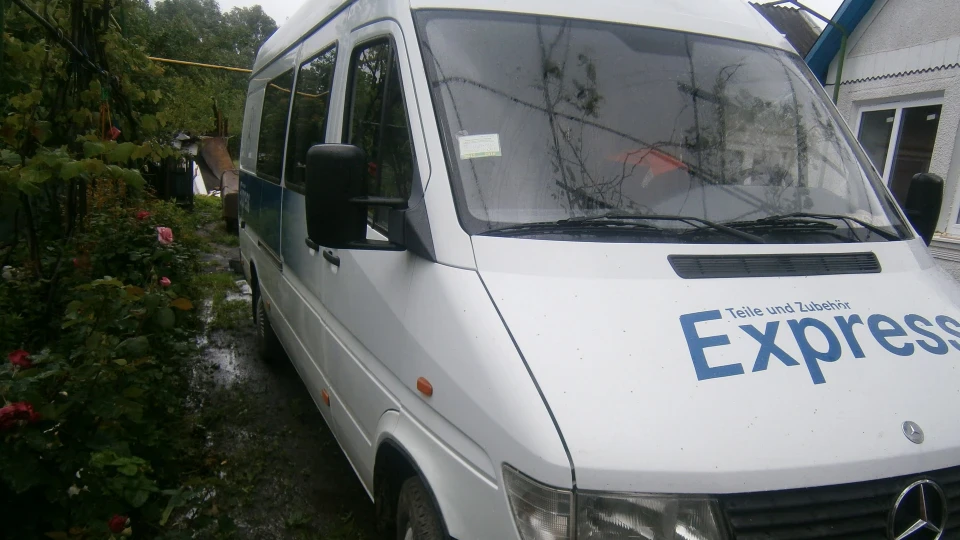 Mercedes-Benz Sprinter 2
