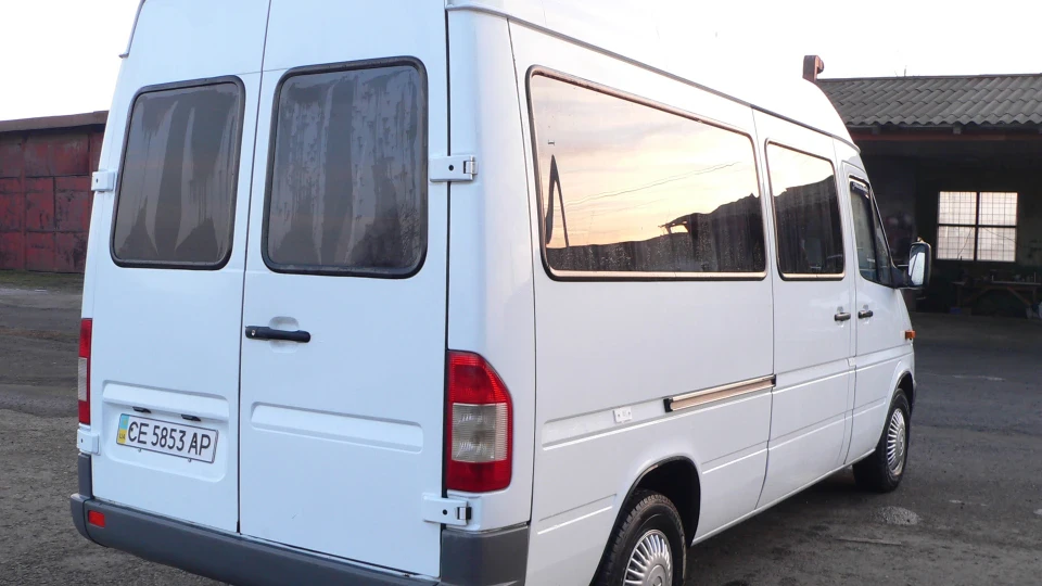 Mercedes-Benz Sprinter 212 - 2.9 TDI 3