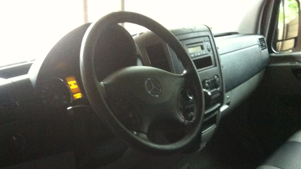 Mercedes-Benz Sprinter 213cdi Середній 4