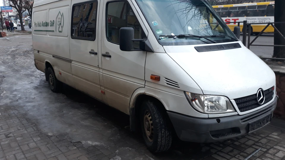 Mercedes-Benz Sprinter 2.2 cdi заряджений сарай 2