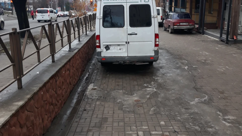 Mercedes-Benz Sprinter 2.2 cdi заряджений сарай 3