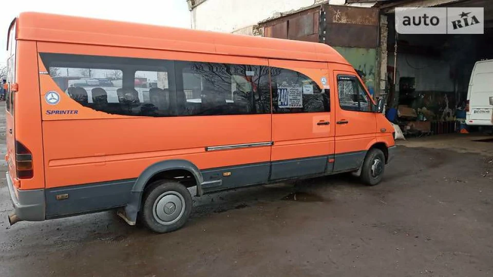 Mercedes-Benz Sprinter 2.9 Morkovka 3