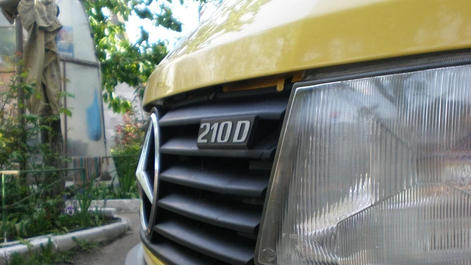 Mercedes-Benz Sprinter 2.9TDI 3