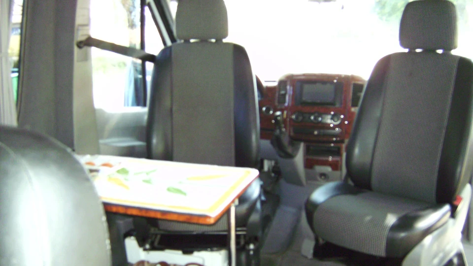 Mercedes-Benz Sprinter 318-й 2