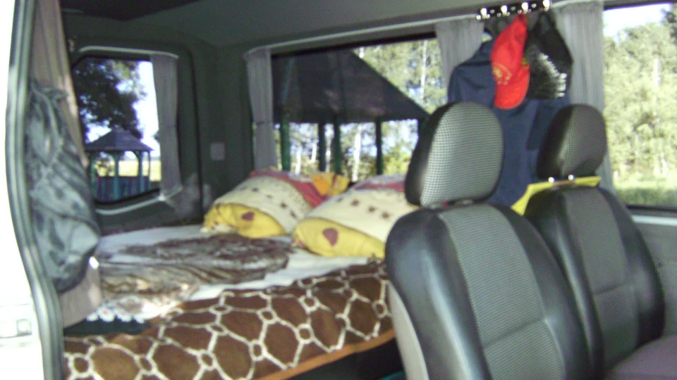 Mercedes-Benz Sprinter 318-й 3
