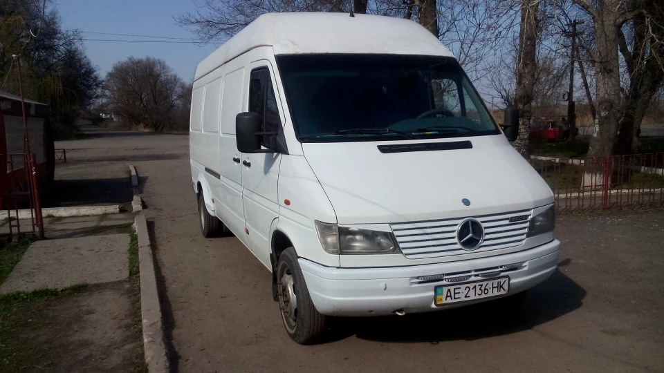 Mercedes-Benz Sprinter 412 maxi 2