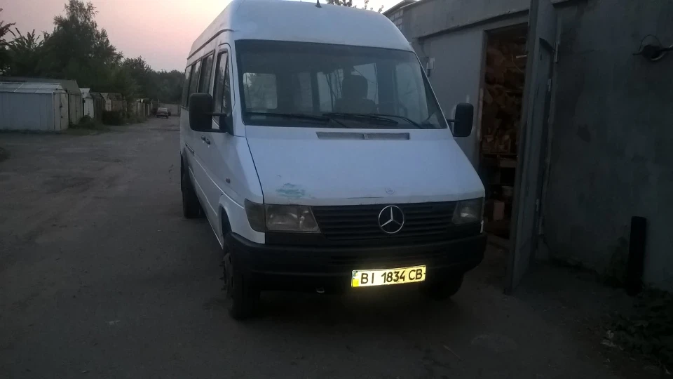 Mercedes-Benz Sprinter 412TDi 4