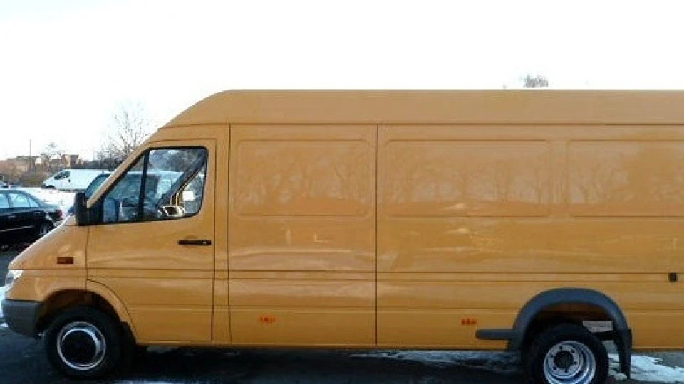 Mercedes-Benz Sprinter 413 CDI Worker 2