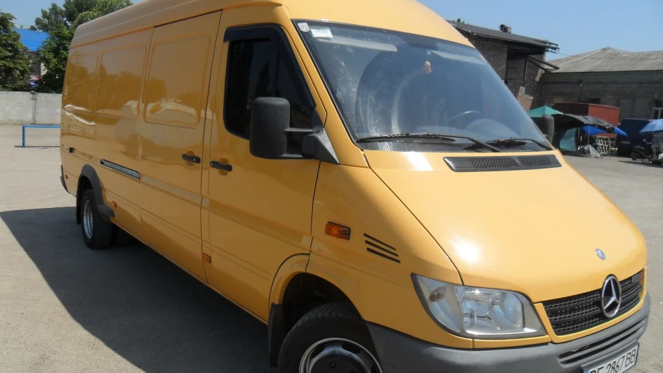 Mercedes-Benz Sprinter 413 CDI Worker 4
