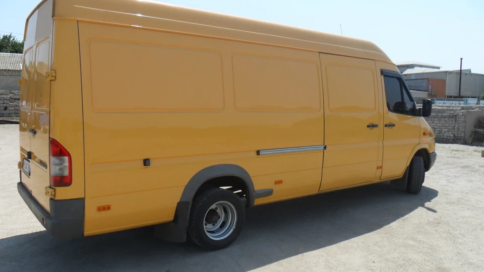 Mercedes-Benz Sprinter 413 CDI Worker 5
