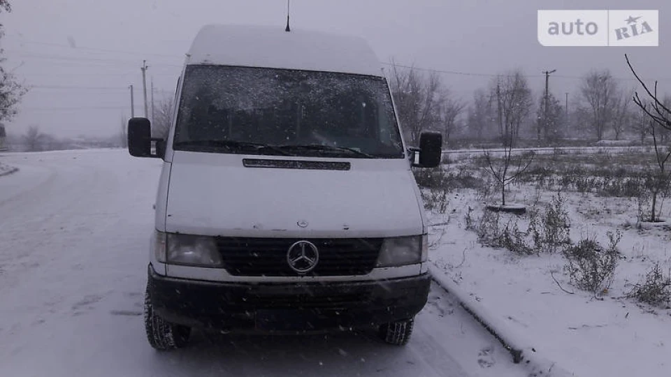 Mercedes-Benz Sprinter 6-matic)))