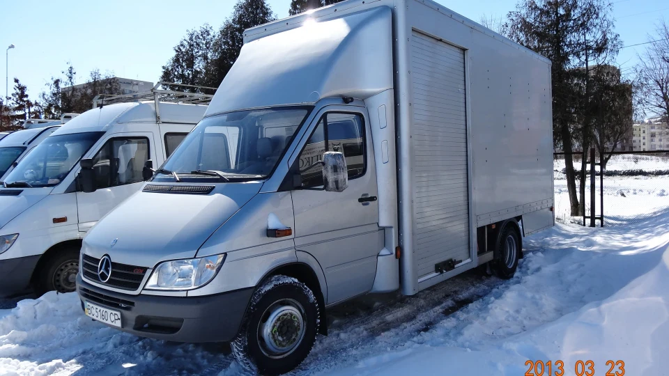 Mercedes-Benz Sprinter 616cdi 4