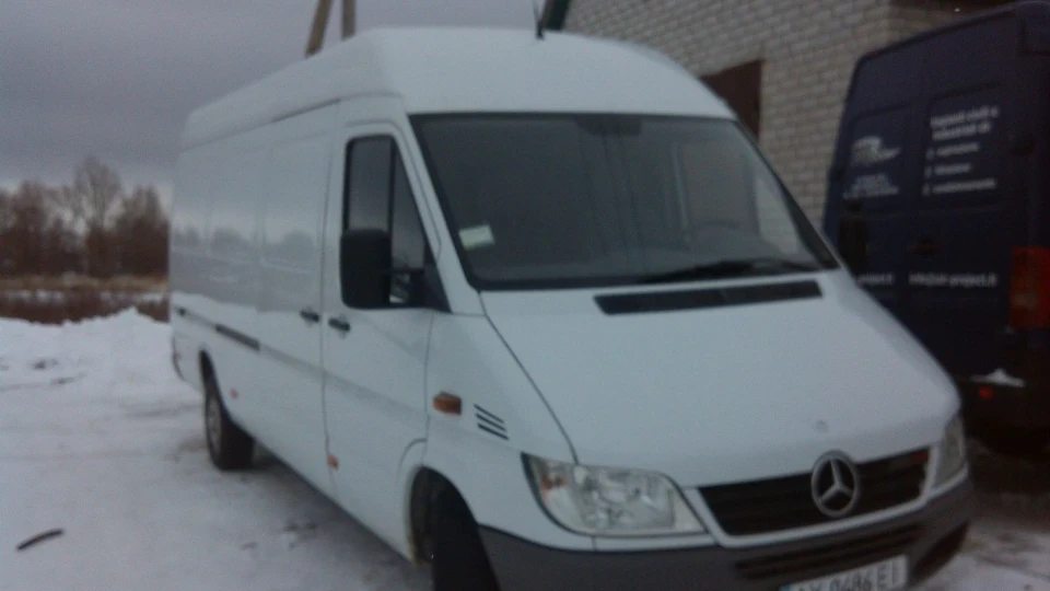 Mercedes-Benz Sprinter Білий Кінь 2