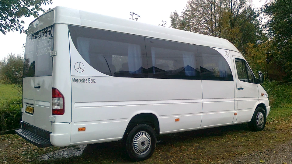 Mercedes-Benz Sprinter Білий Лайнер 4