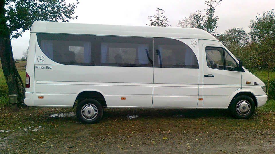 Mercedes-Benz Sprinter Білий Лайнер 5