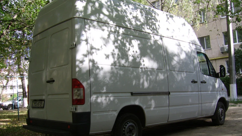 Mercedes-Benz Sprinter Білий Вітрило 2