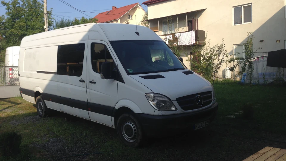 Mercedes-Benz Sprinter Бродяга 3