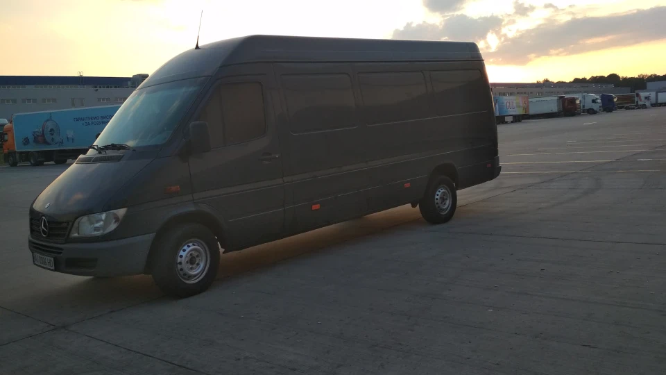 Mercedes-Benz Sprinter Чорний Бандит ™ 4