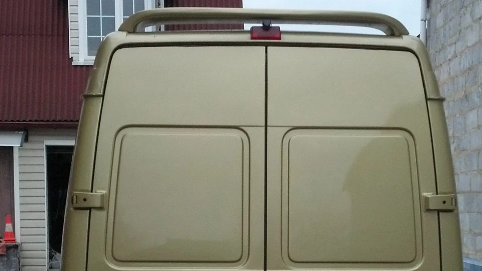 Mercedes-Benz Sprinter Golden submarine 2