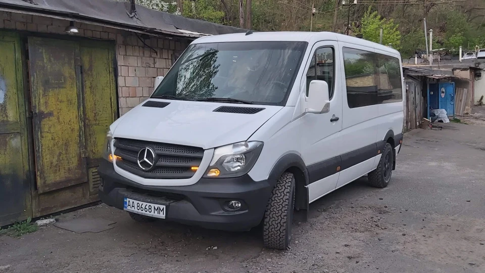 Mercedes-Benz Sprinter Коротун Express 3 2
