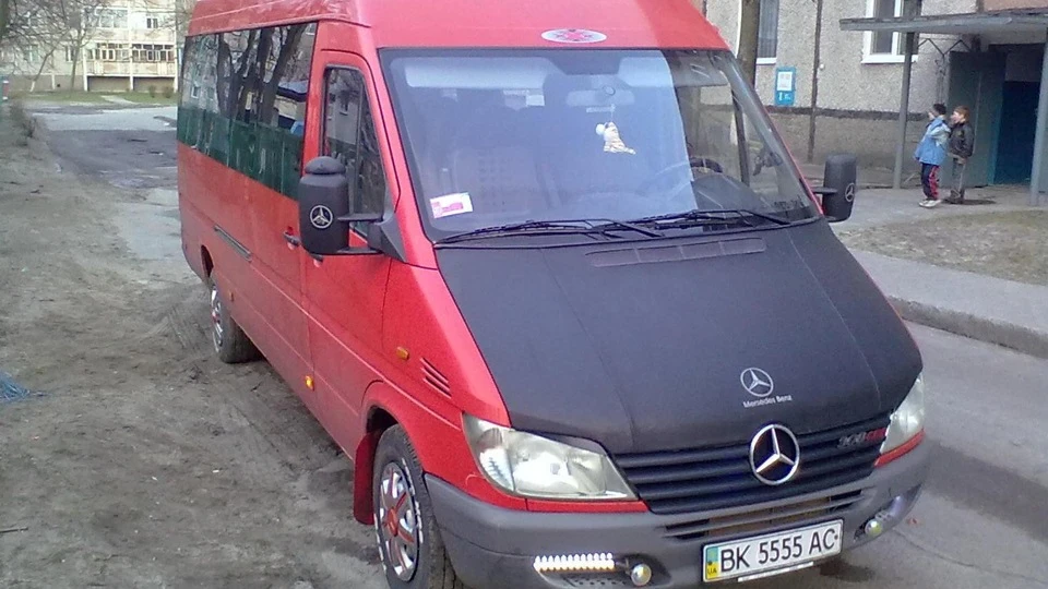 Mercedes-Benz Sprinter червона лисичка 5