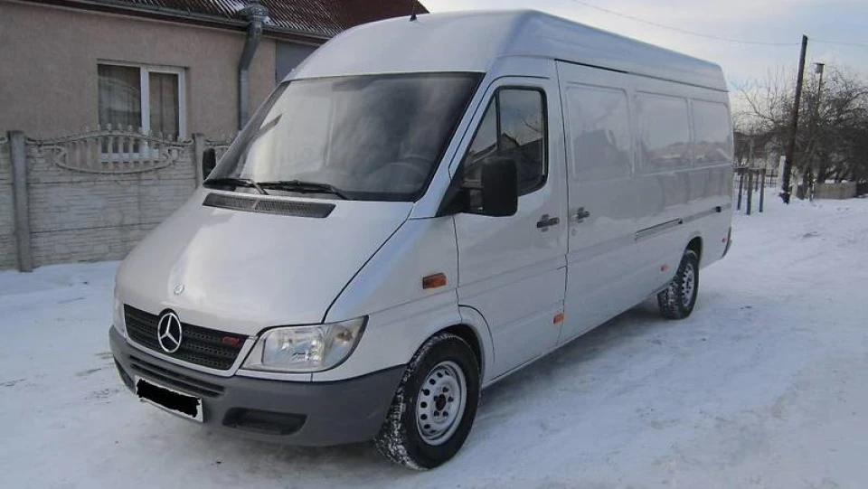 Mercedes-Benz Sprinter Машинка просто вогонь 2