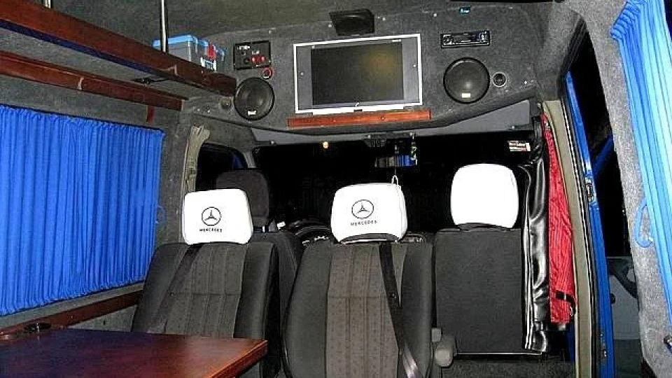Mercedes-Benz Sprinter Maxi 7777 4